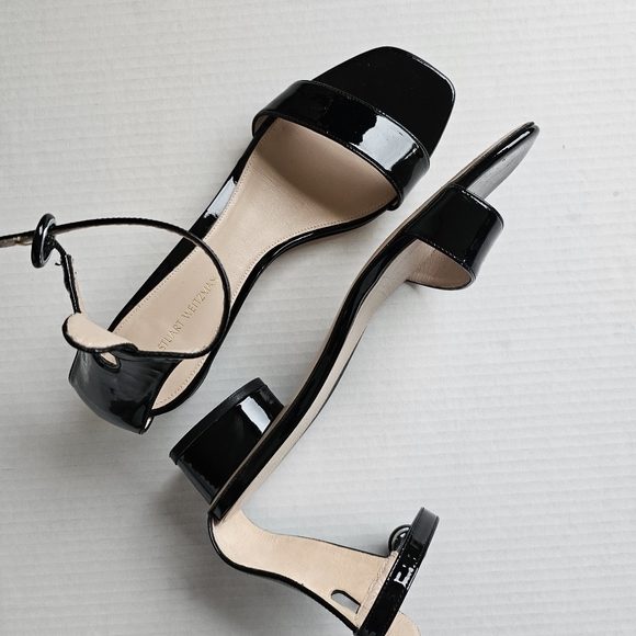 Stuart Weitzman Short Rounded Block Sandal - Picture 1 of 5